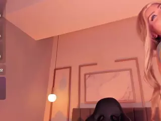 Bombshellll's Live Sex Cam Show