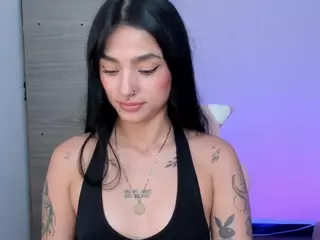 LIZZIECORNER's Live Sex Cam Show