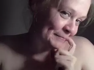 Bjsparkles's Live Sex Cam Show