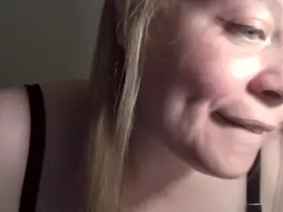 Bjsparkles's Live Sex Cam Show