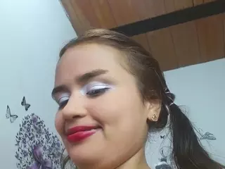little-lucyx's Live Sex Cam Show