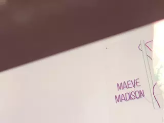 maeve-ds's Live Sex Cam Show