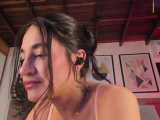 Live cam show with Agata Duque