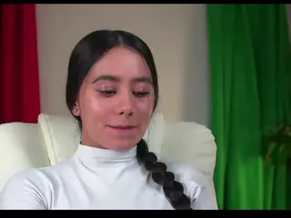 Artemusa's Live Sex Cam Show