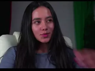 Artemusa's Live Sex Cam Show