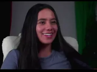 Artemusa's Live Sex Cam Show