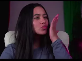 Artemusa's Live Sex Cam Show