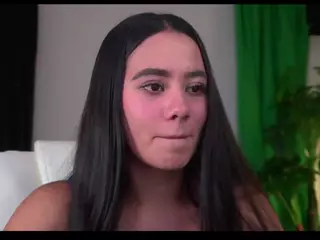 Artemusa's Live Sex Cam Show