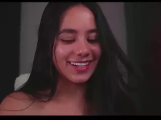 Artemusa's Live Sex Cam Show