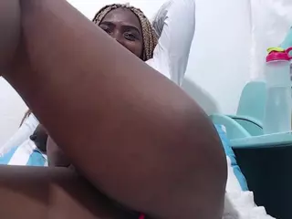 miss-dinah's Live Sex Cam Show