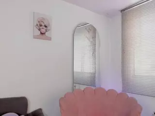 MissValerieW's Live Sex Cam Show