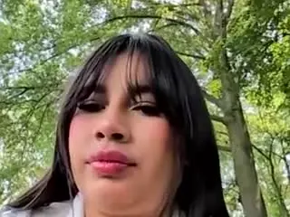 Aliii's Live Sex Cam Show