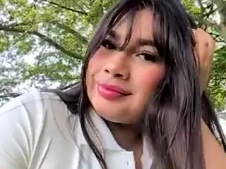 Aliii's Live Sex Cam Show
