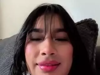 Aliii's Live Sex Cam Show