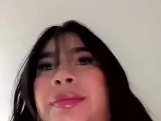 Aliii's Live Sex Cam Show