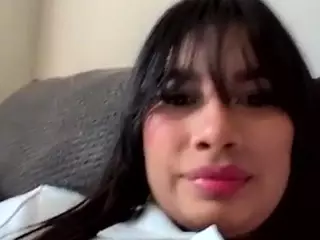 Aliii's Live Sex Cam Show