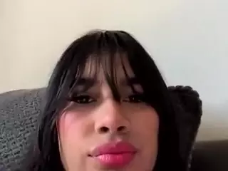 Aliii's Live Sex Cam Show