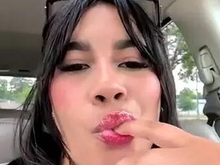 Aliii's Live Sex Cam Show