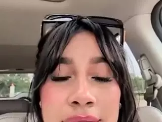 Aliii's Live Sex Cam Show