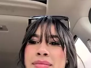 Aliii's Live Sex Cam Show