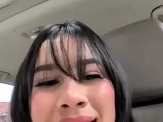 Aliii's Live Sex Cam Show