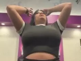Aliii's Live Sex Cam Show
