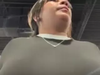 Aliii's Live Sex Cam Show