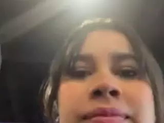 Aliii's Live Sex Cam Show