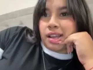 Aliii's Live Sex Cam Show