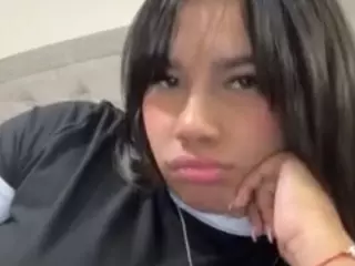 Aliii's Live Sex Cam Show