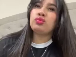 Aliii's Live Sex Cam Show