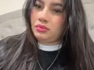Aliii's Live Sex Cam Show