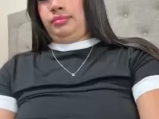 Aliii's Live Sex Cam Show