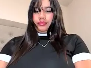 Aliii's Live Sex Cam Show