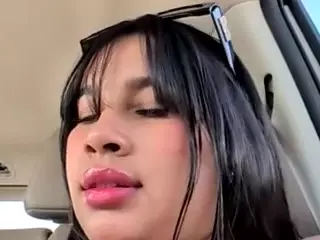 Aliii's Live Sex Cam Show