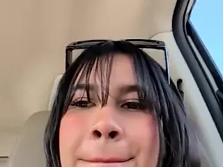 Aliii's Live Sex Cam Show