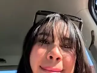 Aliii's Live Sex Cam Show