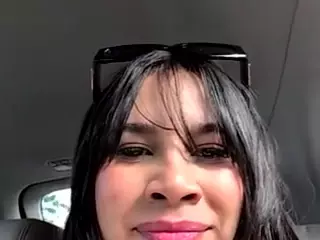 Aliii's Live Sex Cam Show