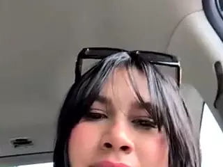 Aliii's Live Sex Cam Show