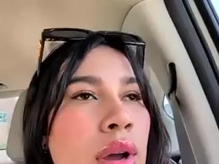 Aliii's Live Sex Cam Show