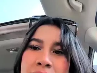 Aliii's Live Sex Cam Show