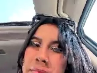 Aliii's Live Sex Cam Show
