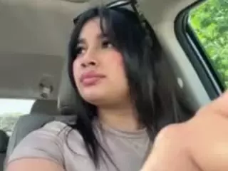 Aliii's Live Sex Cam Show
