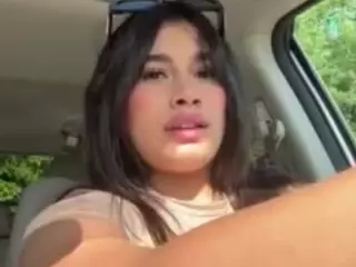 Aliii's Live Sex Cam Show