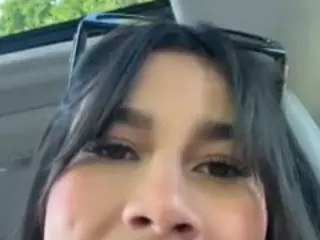 Aliii's Live Sex Cam Show
