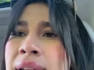 Aliii's Live Sex Cam Show