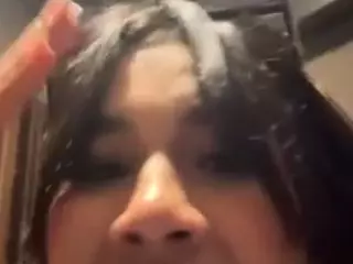 Aliii's Live Sex Cam Show