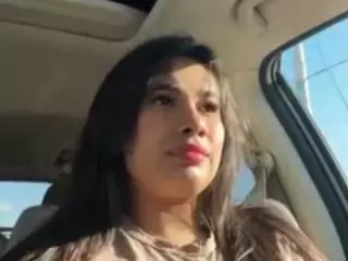 Aliii's Live Sex Cam Show