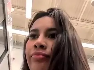 Aliii's Live Sex Cam Show