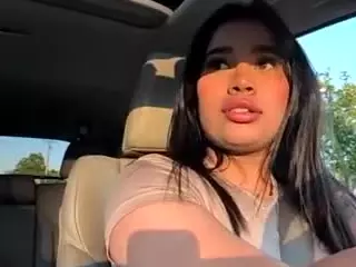 Aliii's Live Sex Cam Show